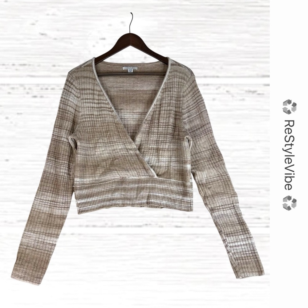 AMERICAN EAGLE Women’s Size XL Sweater V-Neck Cropped Stripes Knit Stretch